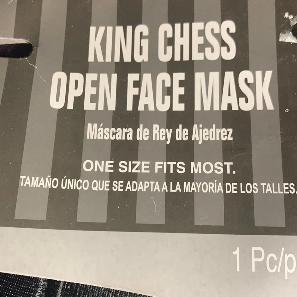 King Chess Open Face Mask